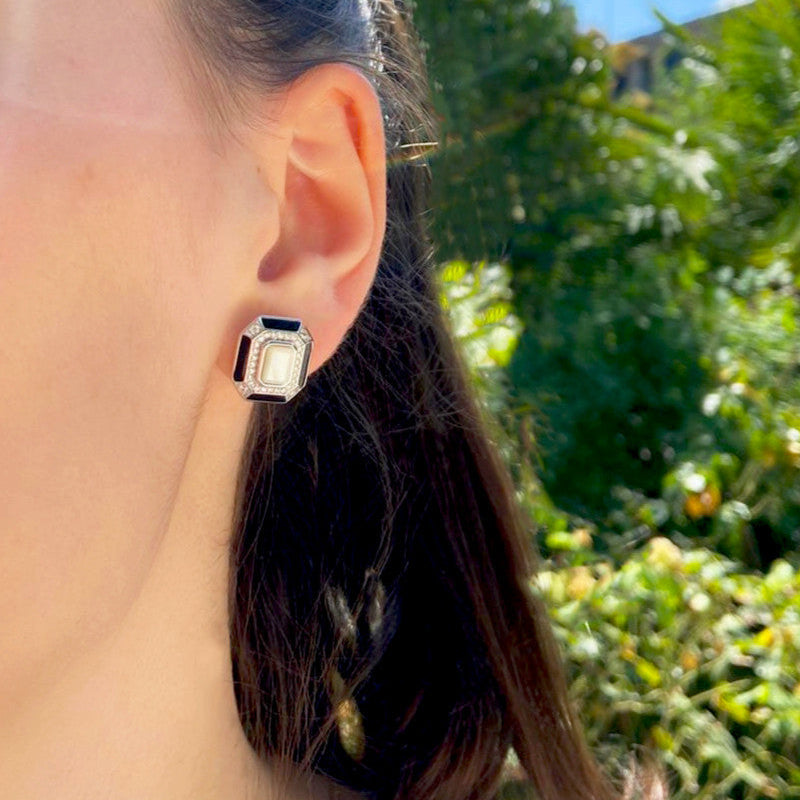 Retro - Mother-of-pearl earrings
