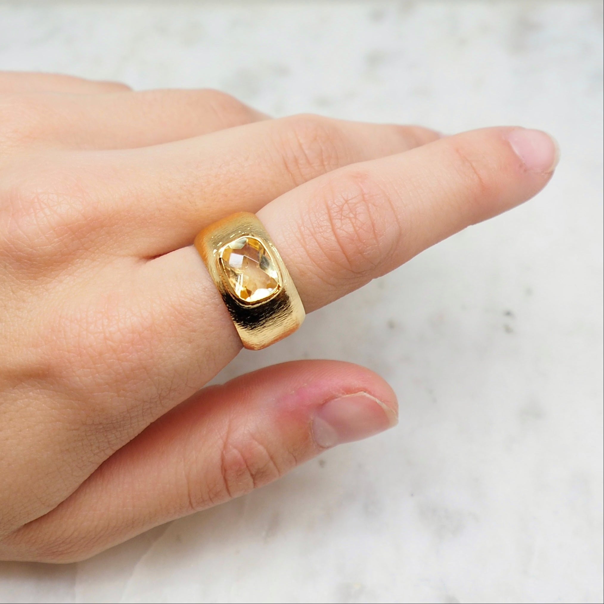 Valentine - Citrine