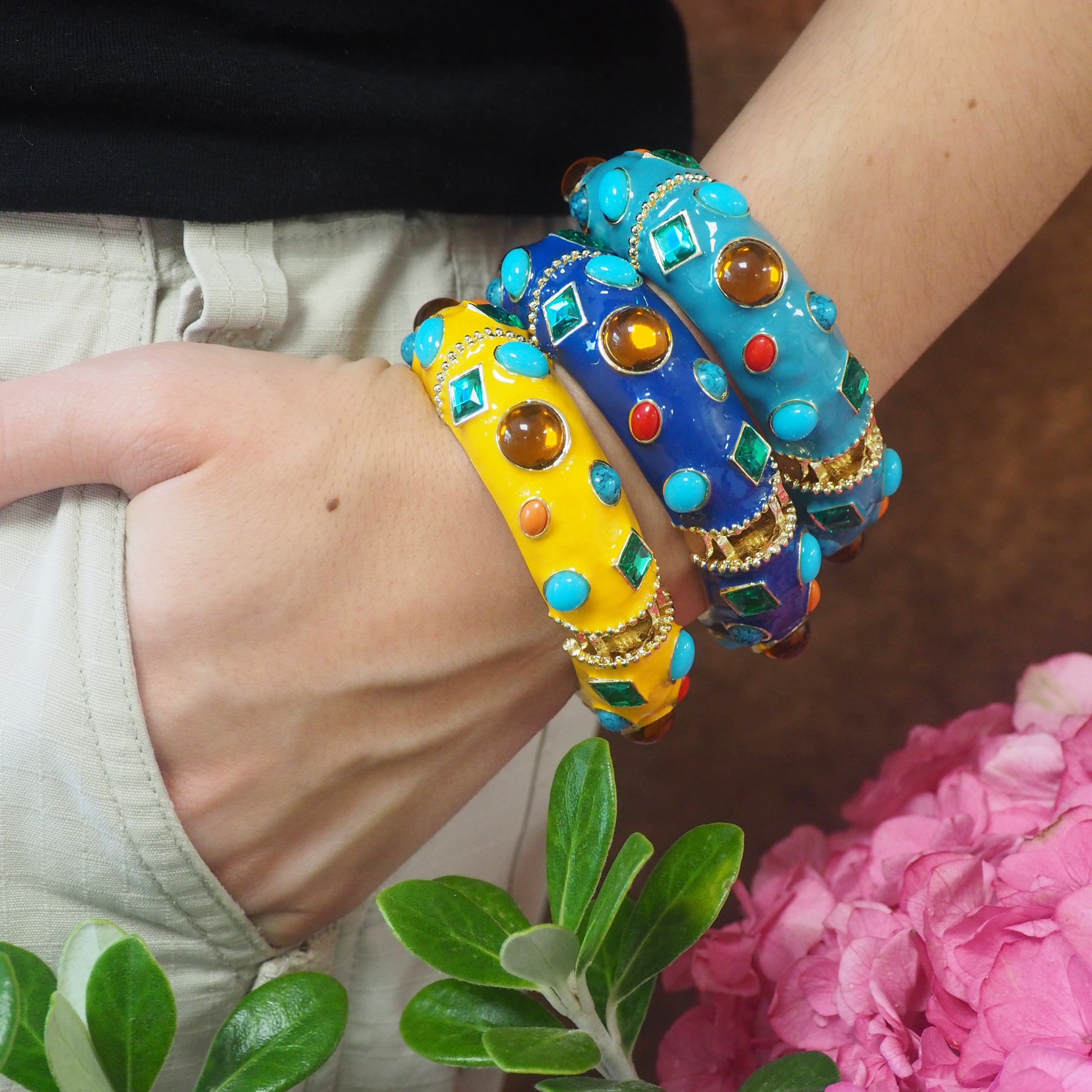 Planet - Blue Bangle